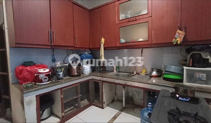 Rumah Asri Siap Huni 2 Lantai di Menteng Dalam, Jakarta Selatan 2