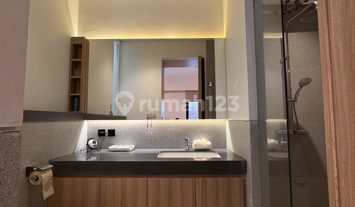 Beautiful Exclusive Residence Strategically Located at Provence Suites BSD City, Tangerang 2