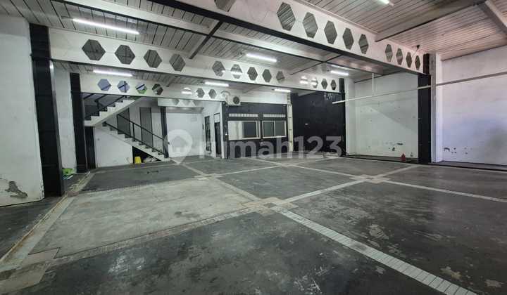 Ruko.4 Lantai Dijual atau Disewa di Sawah Besar