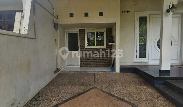 2-Story House in Villa Melati Mas Complex
