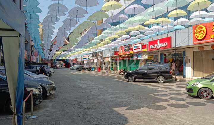 Price Drop Want to Sell / Rent Fast Strategic Location Shop House at Lokasari Square West Jakarta Price Drop Want to Sell / Rent Fast Strategic Location Shop House at Lokasari Square West Jakarta