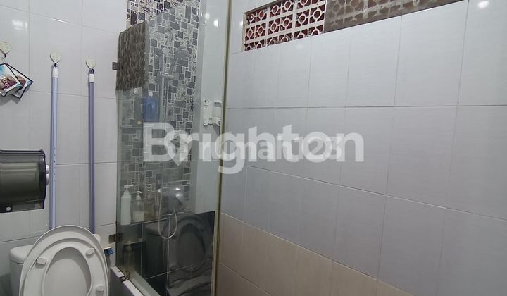 Butuh cepat Jual dibawah NJOP Ruko gandeng lebar dan luas 15x22 di Pinggir Jalan Raya Petojo Tanah Abang Jakarta Pusat