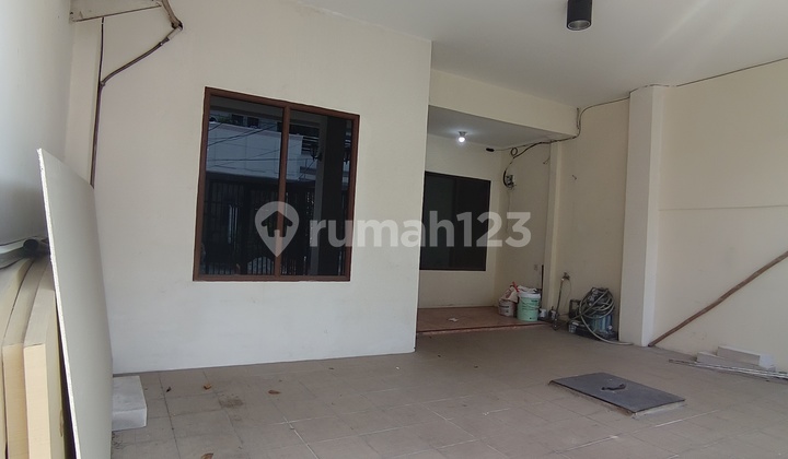 Jual Cepat Rumah Murah Semifurnish Layak Huni 2 1/2 Lantai di Muara Karang Jakarta Utara Jual Cepat Rumah Murah Semifurnish Layak Huni 2 1/2 Lantai di Muara Karang Jakarta Utara