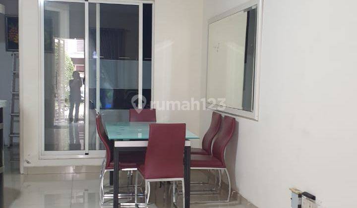 Disewakan Rumah Puri Mansion Siap Huni Semi Furnisd 2