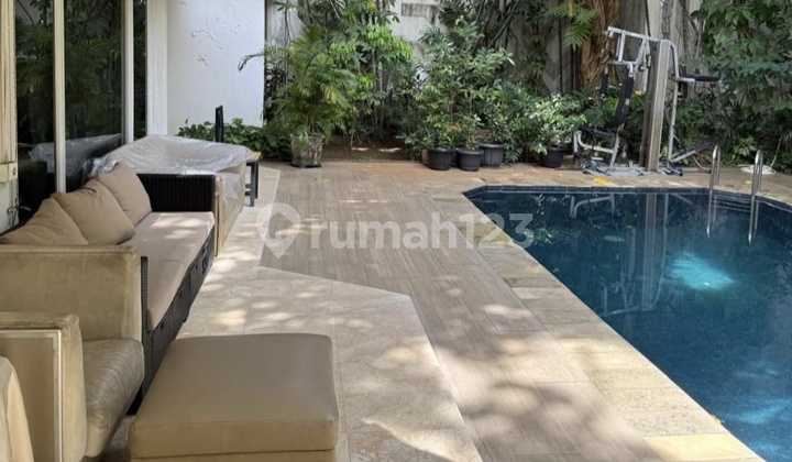 For Quick Sale: Kebayoran Baru, Selong Area House, Land 650, Building 350, Price 70 Billion Negotiable 2