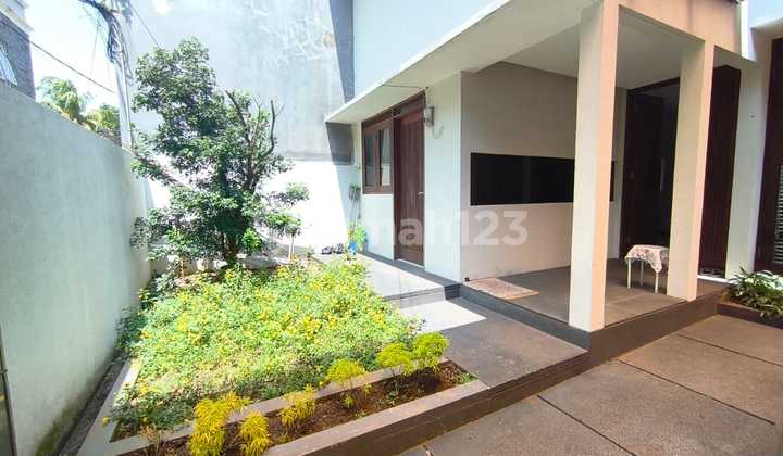 Disewakan Rumah Area Cipete Bdn Raya Sangat Dekat Dengan Stasiun Mrt Cipete Harga 220 Juta Per Tahun Nego Disewakan Rumah Area Cipete Bdn Raya Sangat Dekat Dengan Stasiun Mrt Cipete Harga 220 Juta Per Tahun Nego