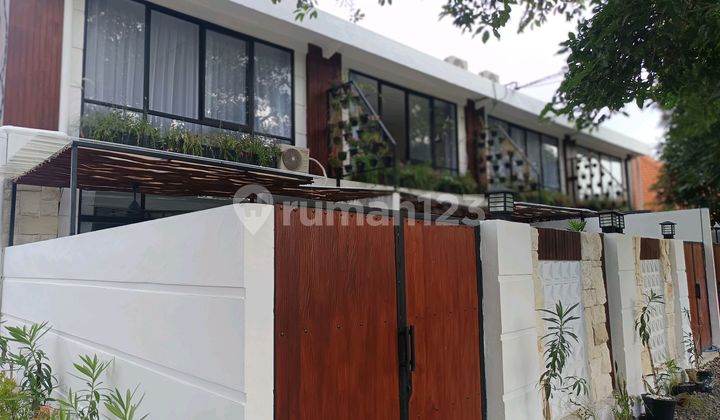 Price: 5 Year's 500 Mil. Rp. 10 Year's 750 Mil. Rp. Lease 24 Year's ( Expiry Date May 2049) 950 Mil. Rp. Rumah Bagus SHM - Sertifikat Hak Milik Furnished di Jalan Kutat Lestari, Sanur Kauh 1