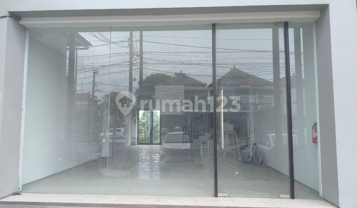 Wide 5.8m² Shop House on Main Road Mahendradatta, West Denpasar - Suitable for Office & Warehouse