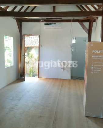 Minimalist Studio Near the Beach | Stilt House | Kedungu Beach Road