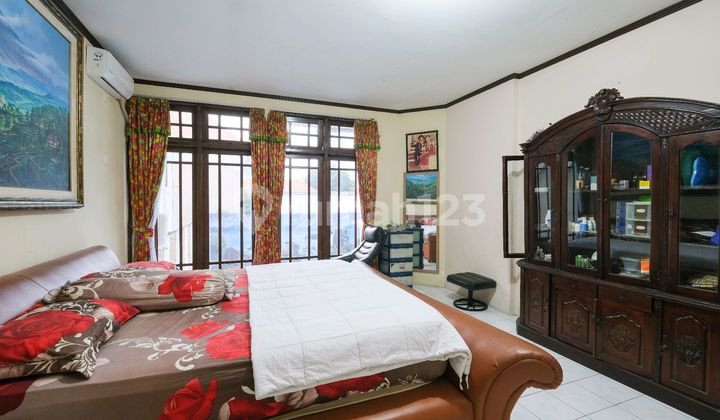 Rumah Mewag 2 Lantai 8 Are Sangat Strategis Cocok Untuk Usaha/ Guest House Di Jalur Ramai Denpasar 2