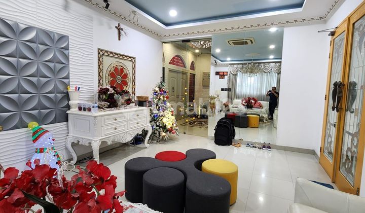 Nice and Affordable House in PIK