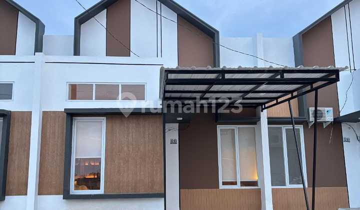 Di Jual Rumah Murah Nyaman Lokasi Strategis Pinggir Jln Raya
