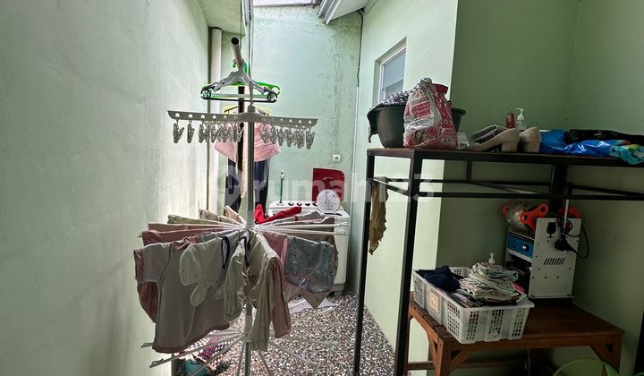 Di.over Rumah 2 Lantai Di.kawasan Elit SHM 2