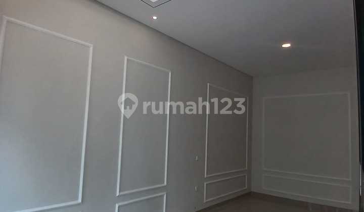 Dijual Rumah Bangunan Mandiri 3 Lantai di Atlanta Gading Serpong 2