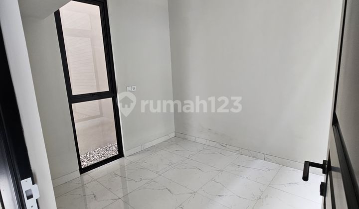 Rumah 2 Lantai Di Sektor 7a Gading Serpong 2