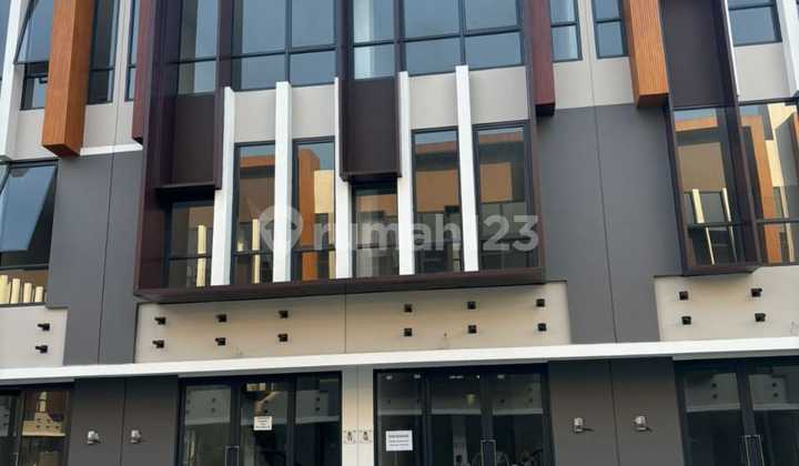 3-Storey Shophouse in Campton BSD Shophouse
