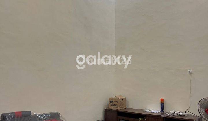 tampak depan de naila residence menganti