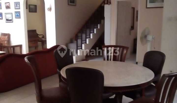 Rumah Besar dan Luas Asri Nyaman di Nusa Dua Citra Grand Cibubur 2