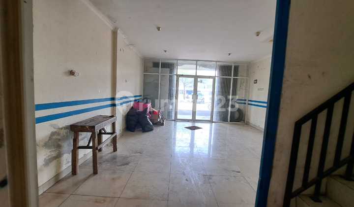 Ruko 3.lantai ******** Kantor Parkir Luas Di Harapan Indah Bekasi Ruko 3.lantai ******** Kantor Parkir Luas Di Harapan Indah Bekasi