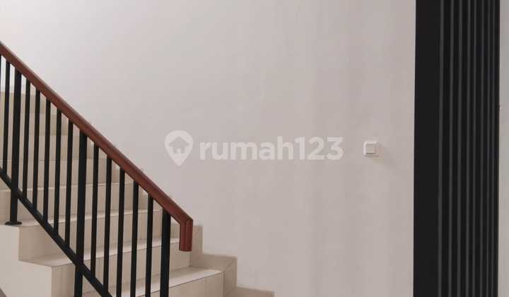 Rumah Rapi Dan Bagus Di Cluster Aseraone South Harapan Indah 2