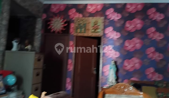 ******** House in Taman Harapan Baru Near Harapan Indah Bekasi 2