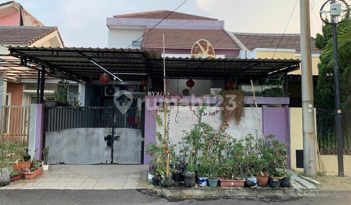 Nice and Tidy House in Ifolia Cluster, Harapan Indah, Bekasi.