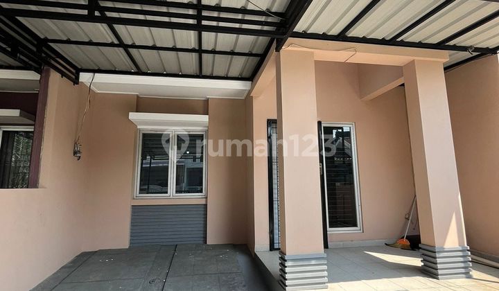 Rumah Siap Huni 1 1/4 Lantai Di Bulevar Hijau Harapan Indah Bekasi 