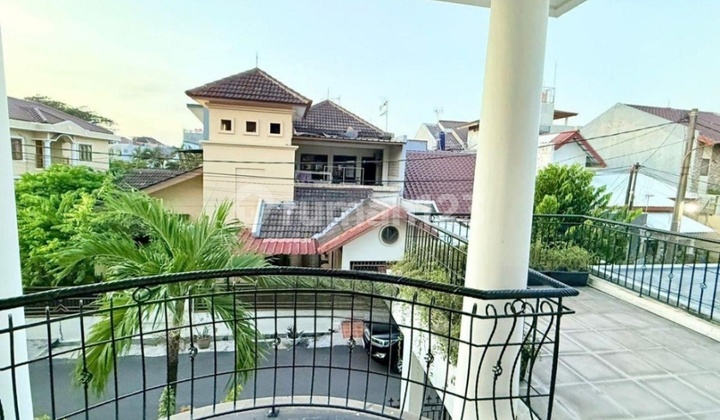 Rumah Bagus Mewah Di Grand Galaxy Bekasi Selatan 2