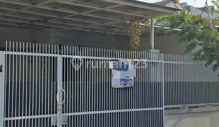 Rumah Sewa Kamar 2.+ 1 Di Harapan Indah Bekasi 