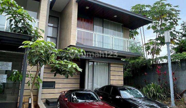 Rumah Mewah 2 Lantai Hook Murah, Jual Cepat Depok 2