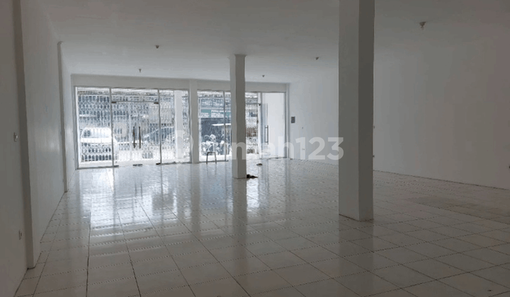 For Rent: Adjacent Shophouses Suitable for All Types of Businesses in Narogong 1