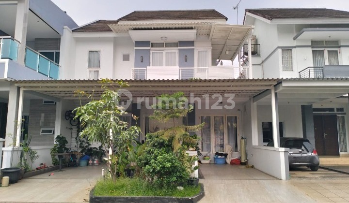 Rumah 2 Lantai Full renov di Cluster Heliconia - Harapan Indah, Kota Bekasi Barat 1