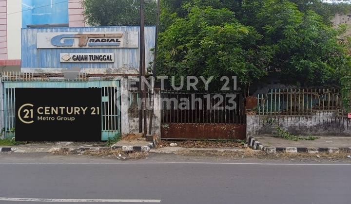 Rumah Tempat Usaha Dengan Tanah Luas Di Jalan Raya, Metro Lampung 1