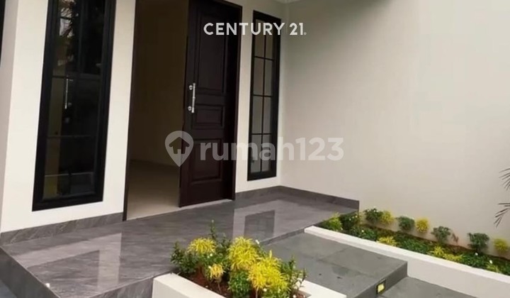 Dijual Rumah Lux Kav DKI Joglo Jakarta Barat
