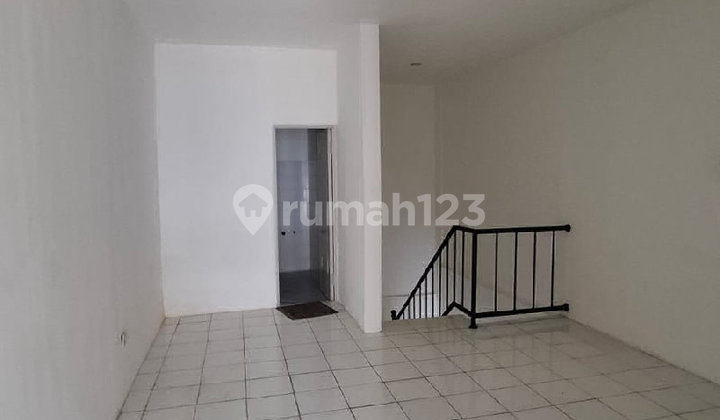 144 M2 Shop-House, 3 Floors, Strategic Location, Ready-to-Move, South Jakarta 2
