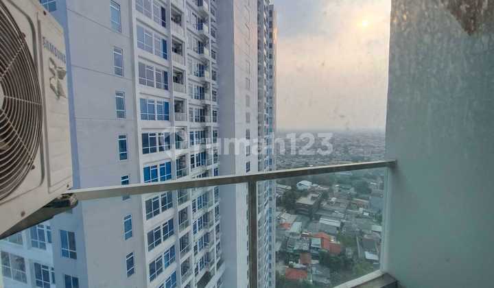 Disewakan Cepat Apartemen Cantik Puri Mansion Semi-Furnished Nyaman untuk Keluarga View City dengan 3 BR. Fasilitas Lengkap, Akses Strategis. Segera Hubungi Kami!!! 2