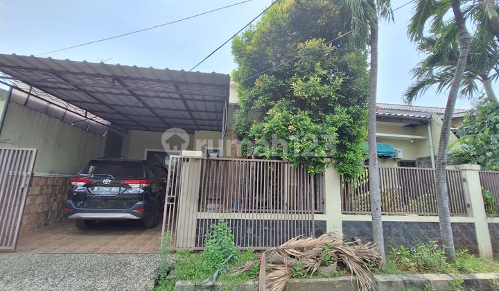 Selling Fast at a Loss! Comfortable House in Joglo with Complete SHM Certificate, 3 ACs, Water Pump & Heater. Contact Us Immediately! Selling Fast at a Loss! Comfortable House in Joglo with Complete SHM Certificate, 3 ACs, Water Pump & Heater. Contact Us Immediately!