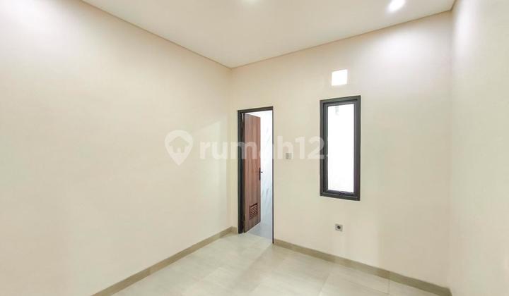 Jual Cepat Rumah Baru Karawaci Residence Tangerang. Cantik Siap Huni Strategis ! Rumah SHM Bagus di Karawaci 2