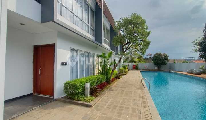 For Rent Residential Town House in Puri Mansion Affordable Price Complete Access! For Rent Residential Town House in Puri Mansion Affordable Price Complete Access!