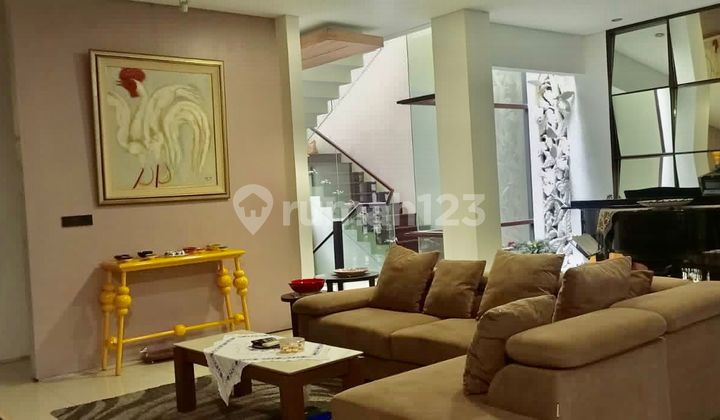 Jual Cepat Rumah di Radio Dalam Jakarta Selatan Lokasi Strategis Nyaman SHM NEGO Cepat Hubungi Kami! 