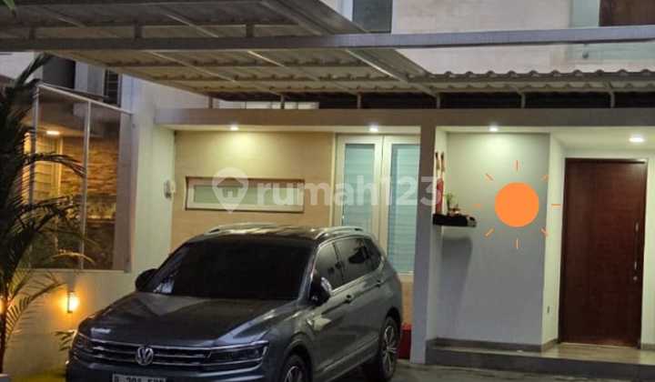 Jual Cepat! Rumah Cantik Puri Botanical Semi-Furnished Bagus SHM Cocok untuk Keluarga NEGO 