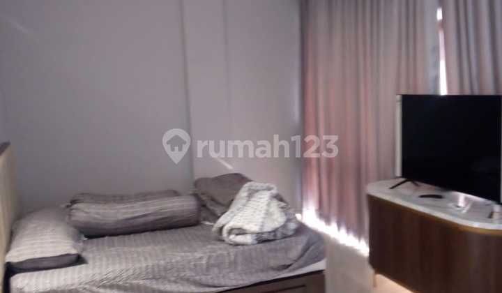 For Rent Residential Town House in Puri Mansion Affordable Price Complete Access! For Rent Residential Town House in Puri Mansion Affordable Price Complete Access!