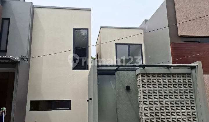 Rumah Baru Cantik Banget Serpong Garden 1 Cisauk Tangerang Jual Super Cepat! Pasti Suka! Rumah SHM Rumah Baru Cantik Banget Serpong Garden 1 Cisauk Tangerang Jual Super Cepat! Pasti Suka! Rumah SHM