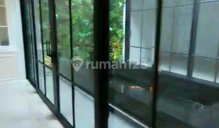Dijual Rumah Super Mewah Di Lokasi Premium Villa Gading Indah Dijual Rumah Super Mewah Di Lokasi Premium Villa Gading Indah