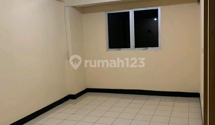 For Rent Fast Apartment Gading Icon Tower Rosewood Nice and Neat.