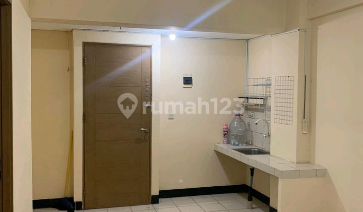 For Rent Fast Apartment Gading Icon Tower Rosewood Nice and Neat.