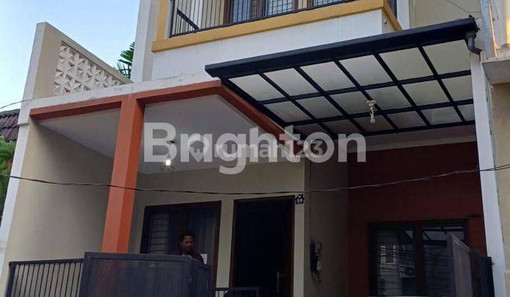 SEWA RUMAH MODERN MINIMALIS CANTIK DAN NYAMAN BANGUNAN BARU 3 LANTAI DI CEMPAKA BARU 1