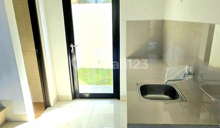 Dijual Rumah Bagus dan Terawat Baik di Royal Palm Blossom 2