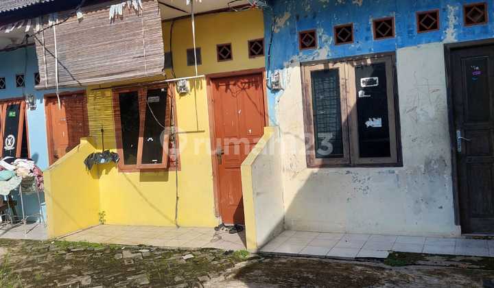 For Sale: Land with 16 Rental Row Houses in Tangerang For Sale: Land with 16 Rental Row Houses in Tangerang