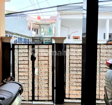 Dijual Cepat Rumah Modern Minimalis 2 Lantai 2